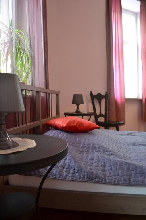 Apartment Mariacki Tower Krakow Bagian luar foto